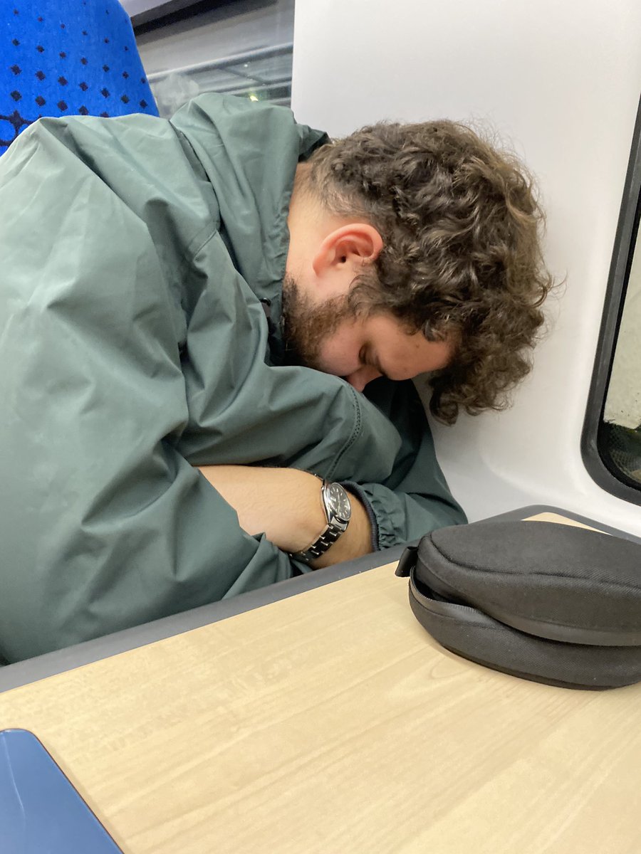 stommo13's tweet photo. @AwayDaySleepers @specharlg been a tough day lad 🤣 https://t.co/i4OcLfQjkd