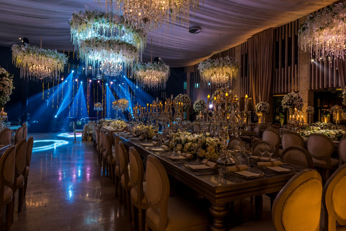 cccartagenaco's tweet photo. Toda la magia de un matrimonio en el corazón ❤️ del Centro de Histórico de #Cartagena, un lugar donde los sueños se hacen realidad. 💫

Espacio: 📍 Claustro de las Ánimas

¿Quieres casarte en el #CCCI? ¡Te ayudamos a hacerlo realidad!

#GrupoHeroica #Bodas #wedding https://t.co/s93G3PHip7