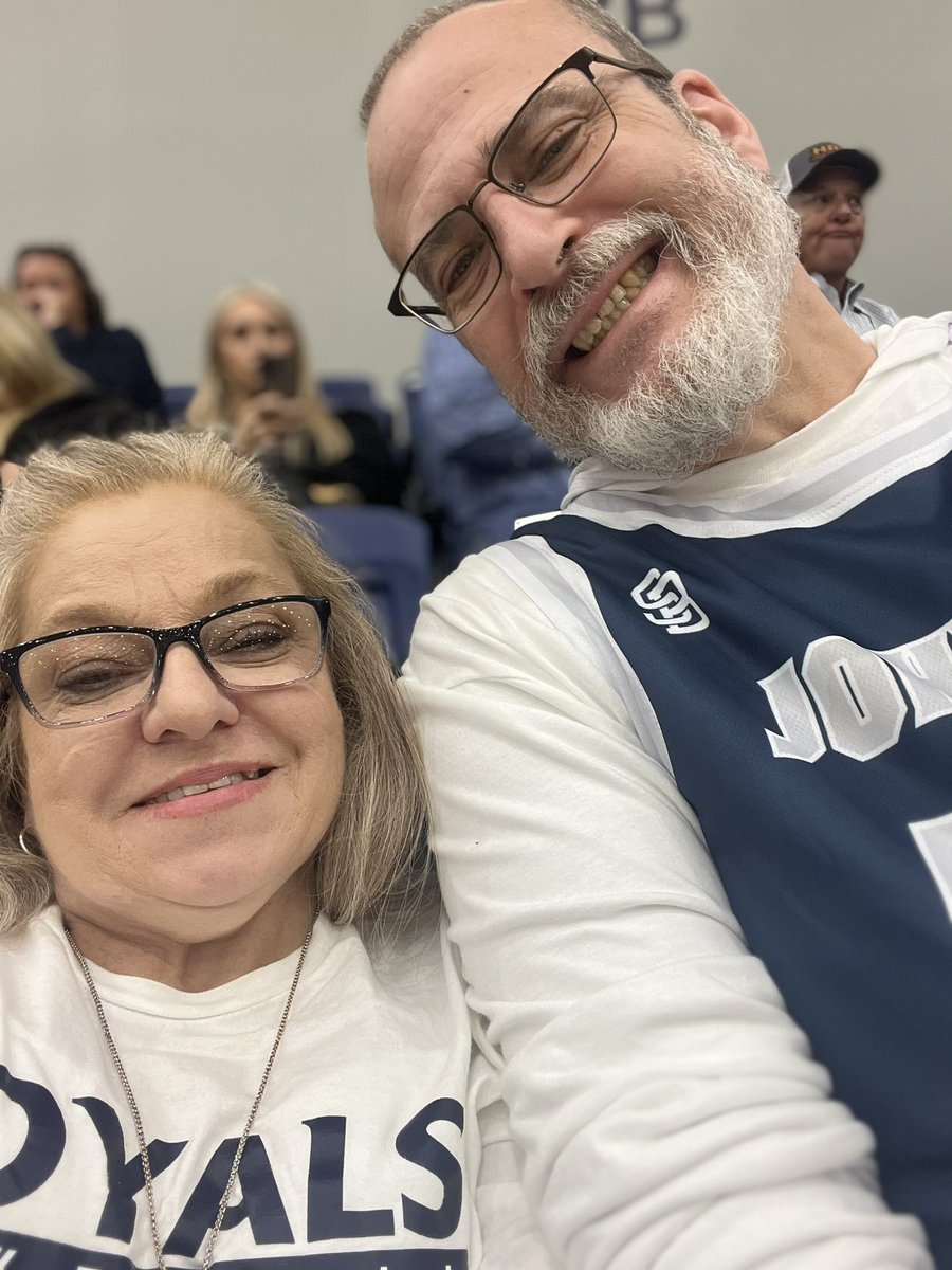 karlahyder's tweet photo. GAME DAY! @JUBasketball home game vs Bluefield. 4PM
#22alexhyder #sharpdifference
#ROYALS
#newseason #bigalsmom @CoachSharp24 @broadway34ever @CBR_Basketball @TigersTennessee https://t.co/iFdFcl8fOa