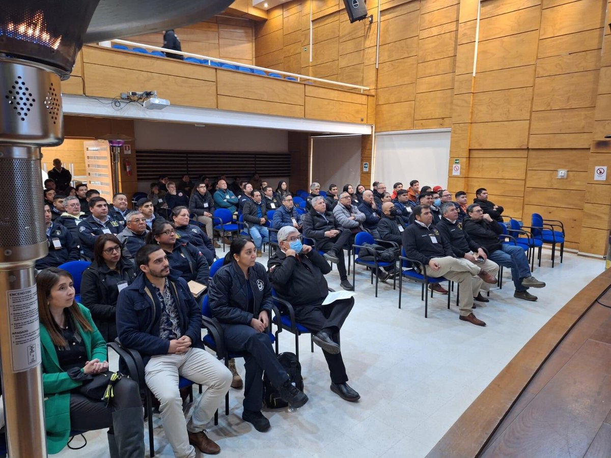 4ta_bomberos's tweet photo. Hoy  nuestro Cuerpo de Bomberos realizó el 2°seminario de Habilidades de Prevención cardiovascular, salud física y mental, en el cuál participaron voluntarios de todas las compañías. https://t.co/Y5keI462W1