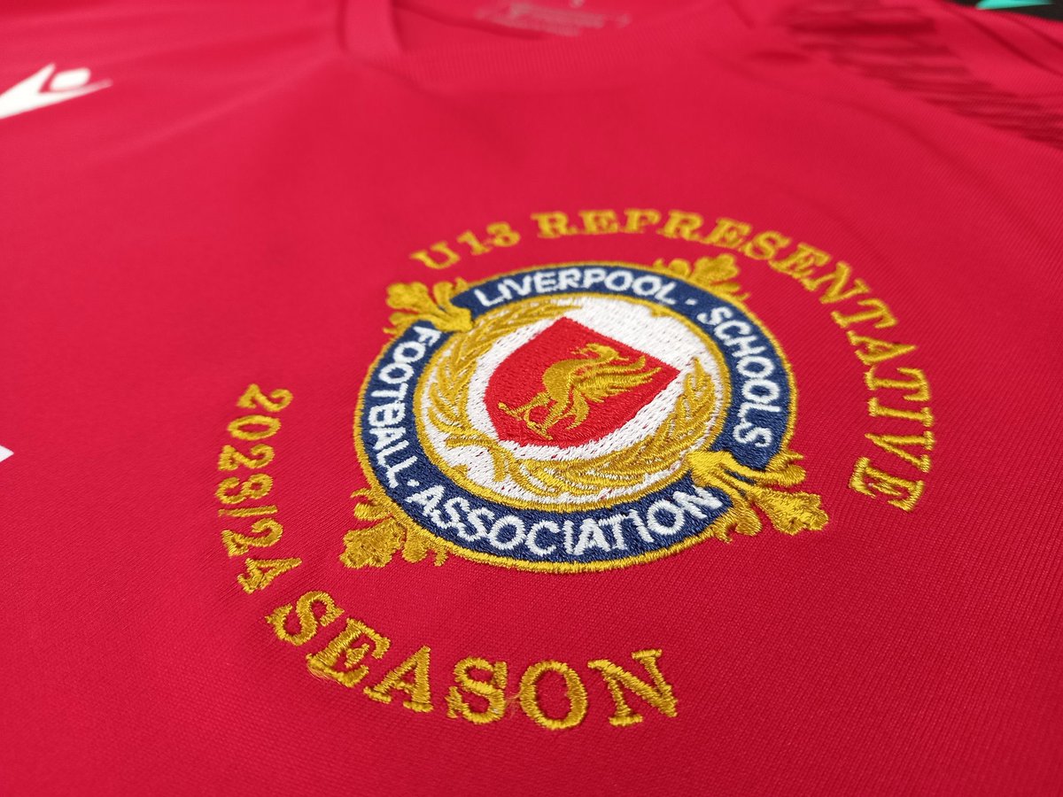 LpoolSchoolsFA's tweet photo. Here we are for our 23/24 season U13 Girls 🤩⚽️

Thank you to our shirt sponsor for the 5th year in a row of sponsoring one of the city’s representative squad again @Flowerbug_Lpool and @Macronnorthwest our kit supplier. The girls won 5-2 in @ESFANthWestCups today. https://t.co/aX36v6T4Wc
