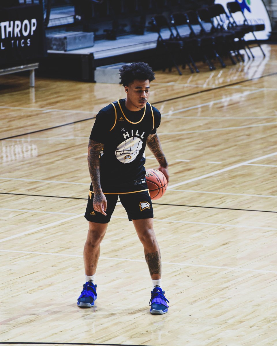 Winthrop Basketball tweet media