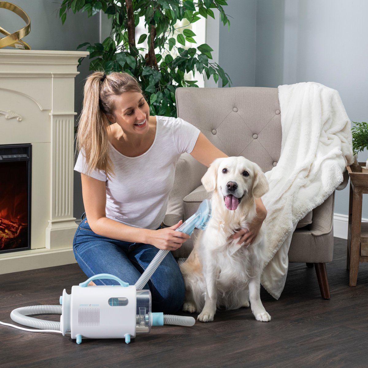 UprootClean's tweet image. What a happy boy 🥹💖 #uprootclean #uprootcleangroomingkit #groomingkit #petcare #pethairremoval