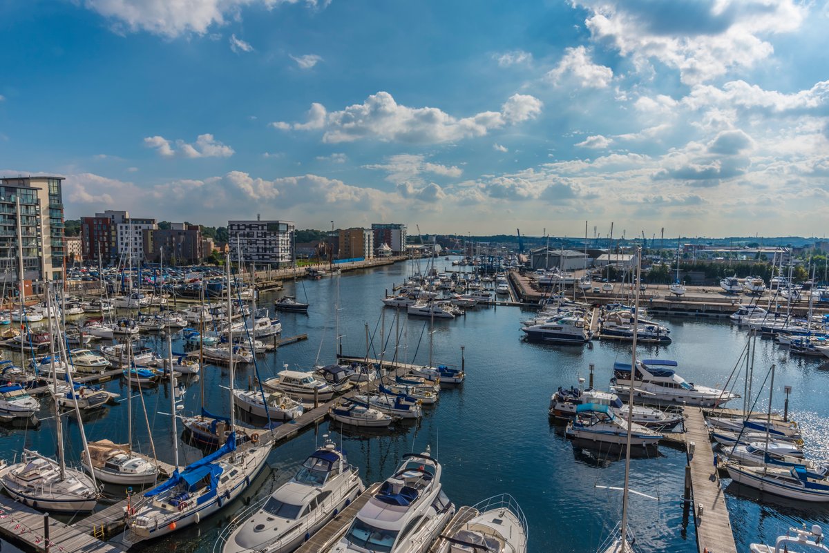 Hawk Express Cabs tweet media