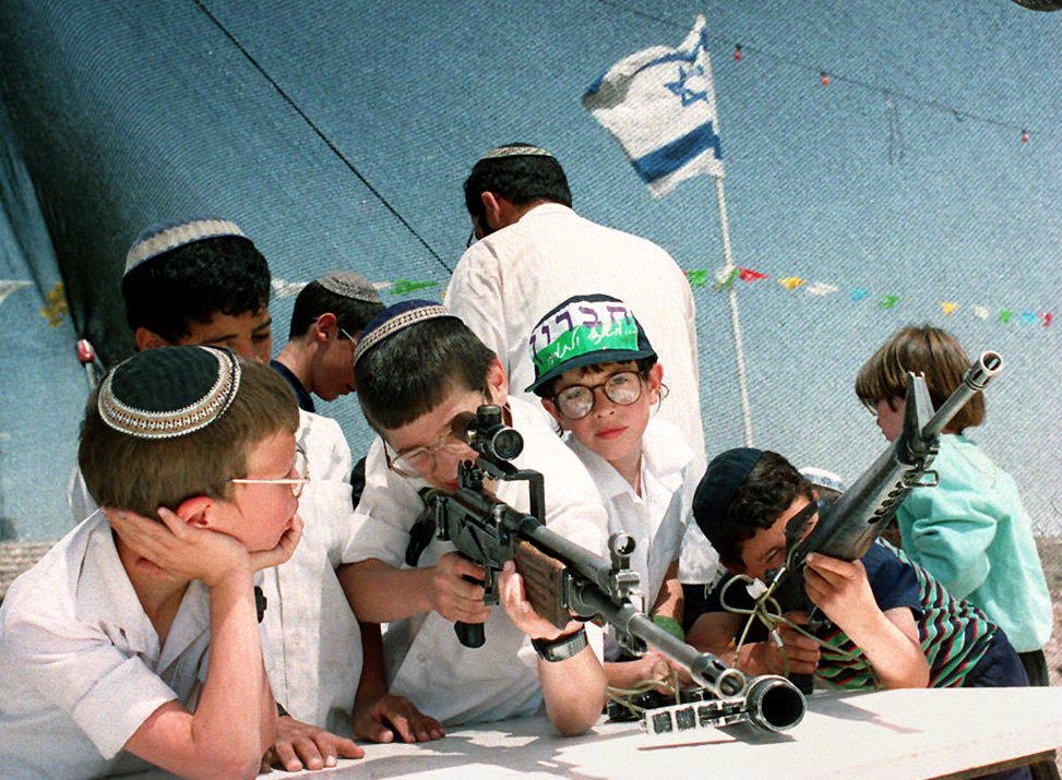 HadiNasrallah's tweet photo. Israelis: “Palestinians teach their children violence”

Israelis: https://t.co/mzmQpFewtd