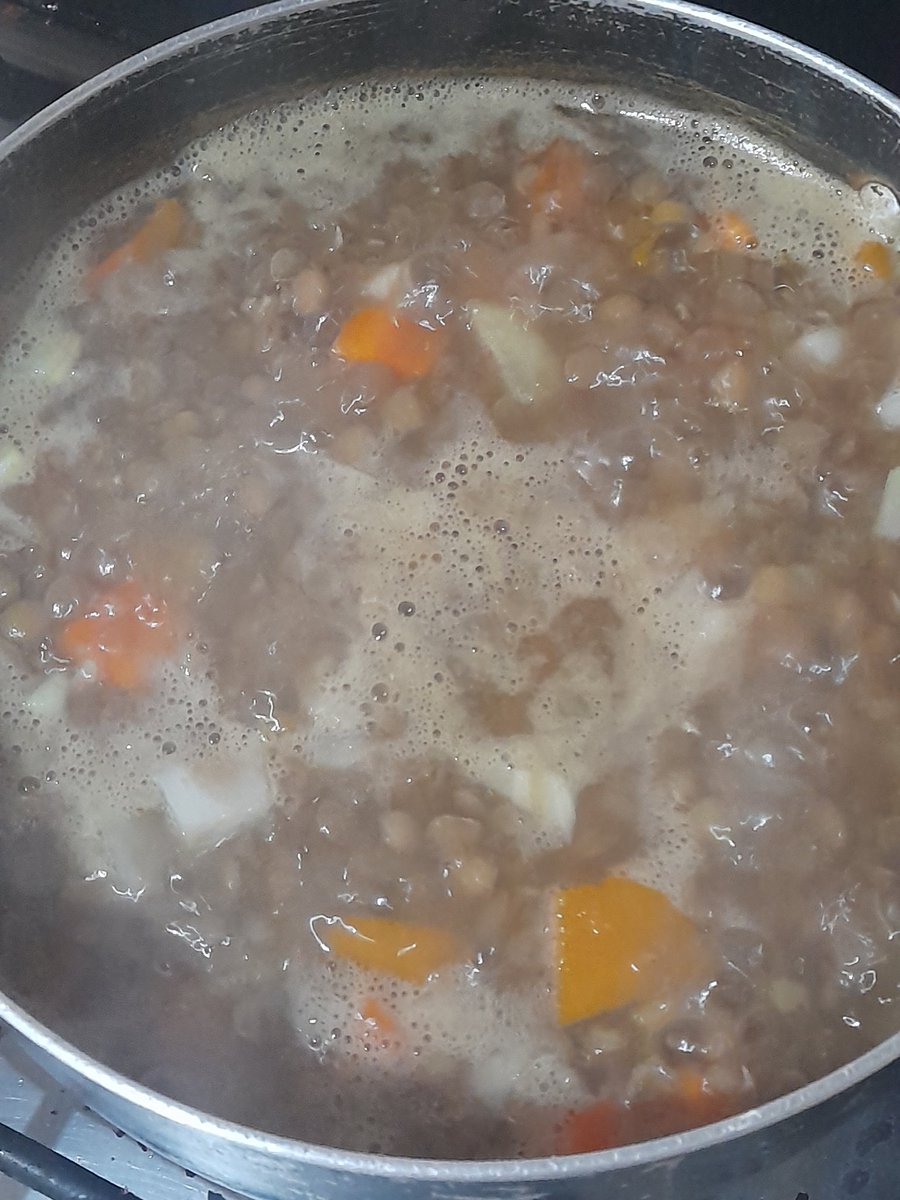 Hoy tendré otro menú lentejitas hechas por mí. 😎🥰🥳