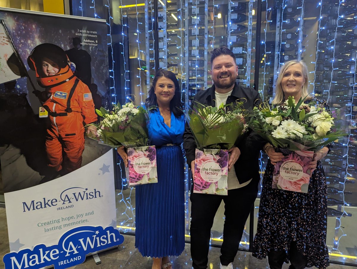 MakeAWish_ie's tweet photo. We are incredibly thankful to all who supported and attended our Make-A-Wish Christmas Lunch today in The Gibson Hotel! The laughter, joy and warmth shared in the room made for an unforgettable evening 💫
#ChristmasLunch #SparkJoy #LightUpHope https://t.co/iFhKZ7U4TJ