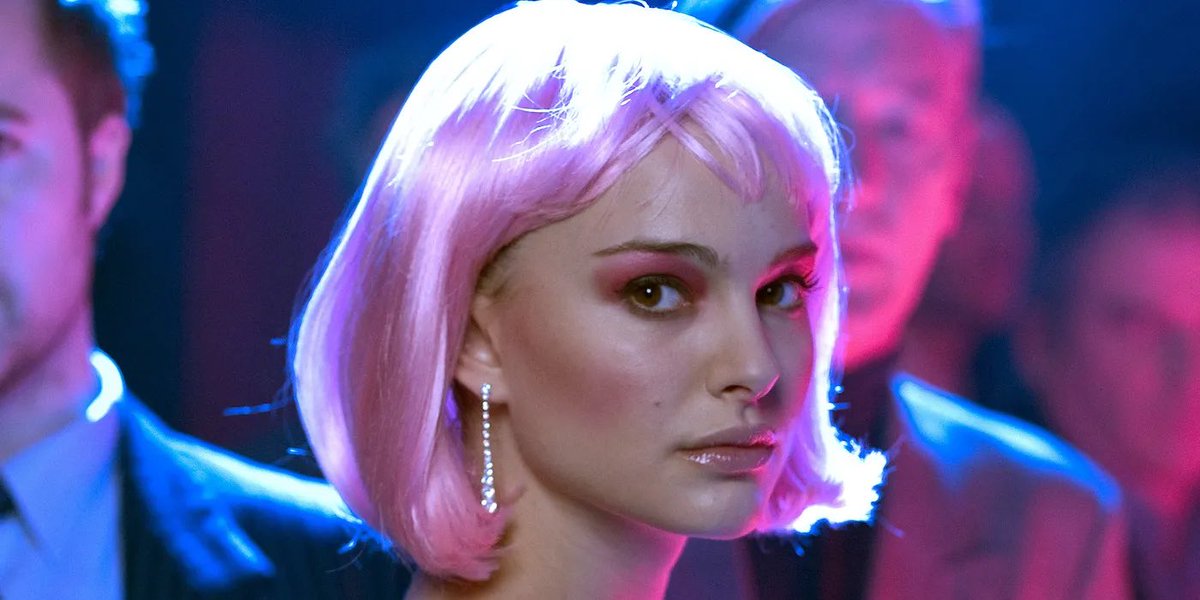 Carlos_Film's tweet photo. MAY DECEMBER  joins the pantheon of Natalie Portman’s very best performances alongside CLOSER, BLACK SWAN, and JACKIE. That monologue is absolutely spellbinding: an actress playing an actress playing a woman who is real within the fiction and who is in fact also performing. https://t.co/sM5HYYGb6V