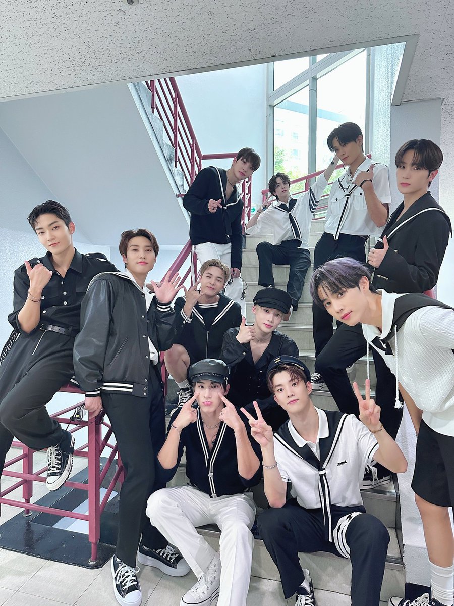 Deeeeeev. 🎸❤︎ ☘︎ ݁˖ tweet media