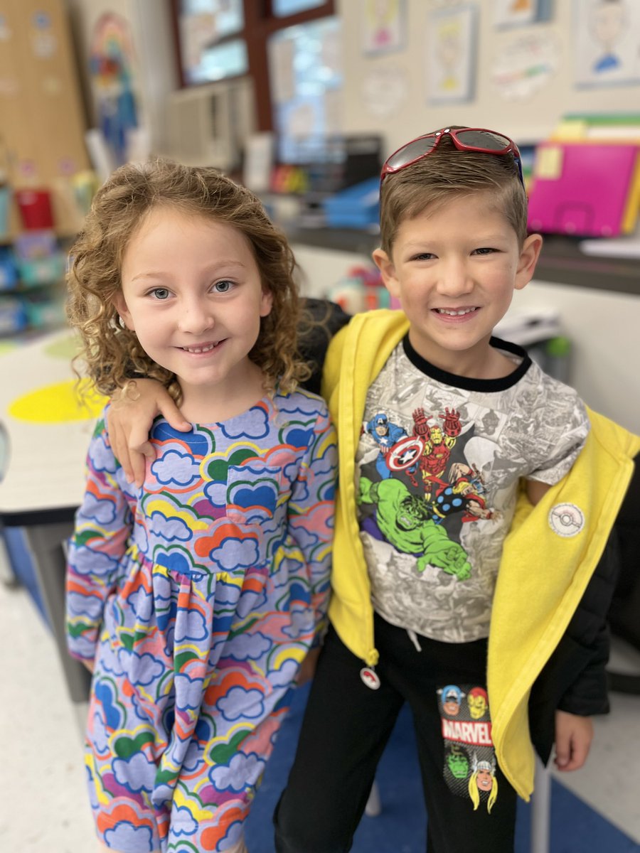 klaifskinders's tweet photo. Our first ever kindergarten friendsgiving party was a success! So thankful for these little turkeys! 🦃💛🍁
@SummitSchoolsNJ https://t.co/0mwN5Pw2Fe