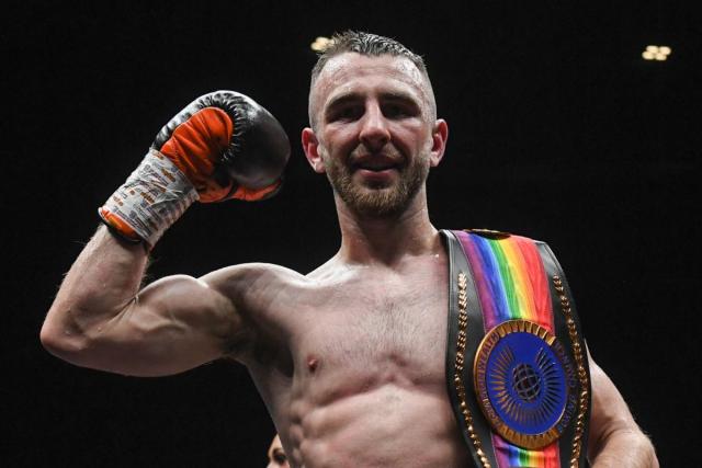 🥊 114-114, 115-113 X2 - Nathaniel Collins takes a majority decision over Zak Miller in their thrilling fight to retain his British and Commonwealth Featherweight title. #BentleyHeaney
