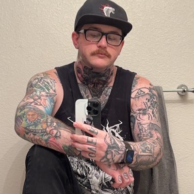 lonviticus's tweet photo. #NewProfilePic https://t.co/wZtrHbvXJP