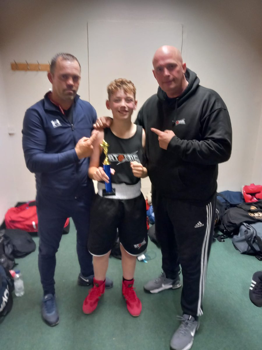 atomicabcboxing's tweet image. Well done Archie great Skills bout. Listened and done everything asked 🥊💥🥊

Thank you @horshamboxingclub for having us 🥊

@atomicboxingclub 
#boxing
#Englandboxing