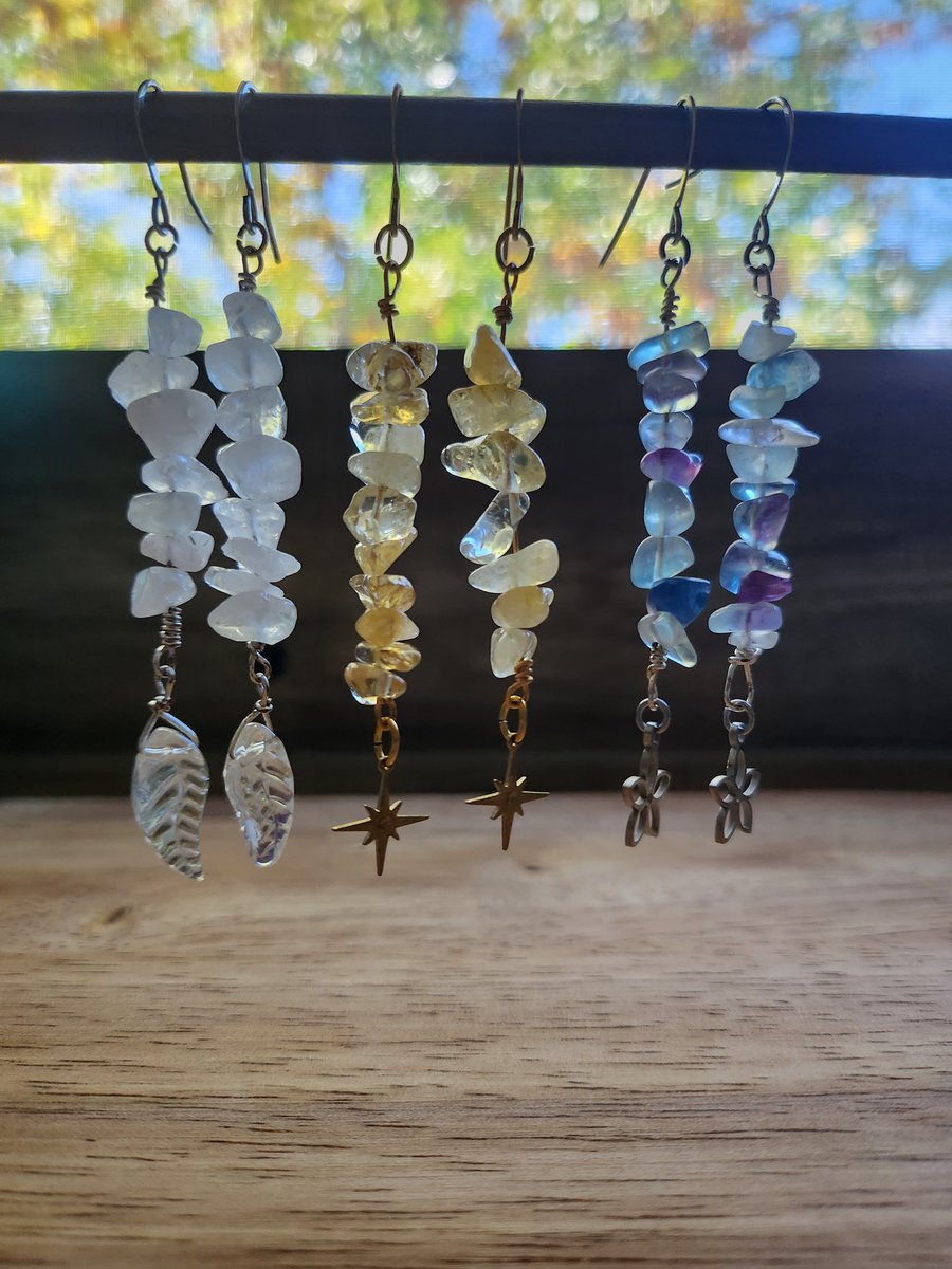 angelsmestudio's tweet photo. Crystal chip earrings now available
-- https://t.co/ky7lbMhPIf -- https://t.co/BBG5Lf7AqL