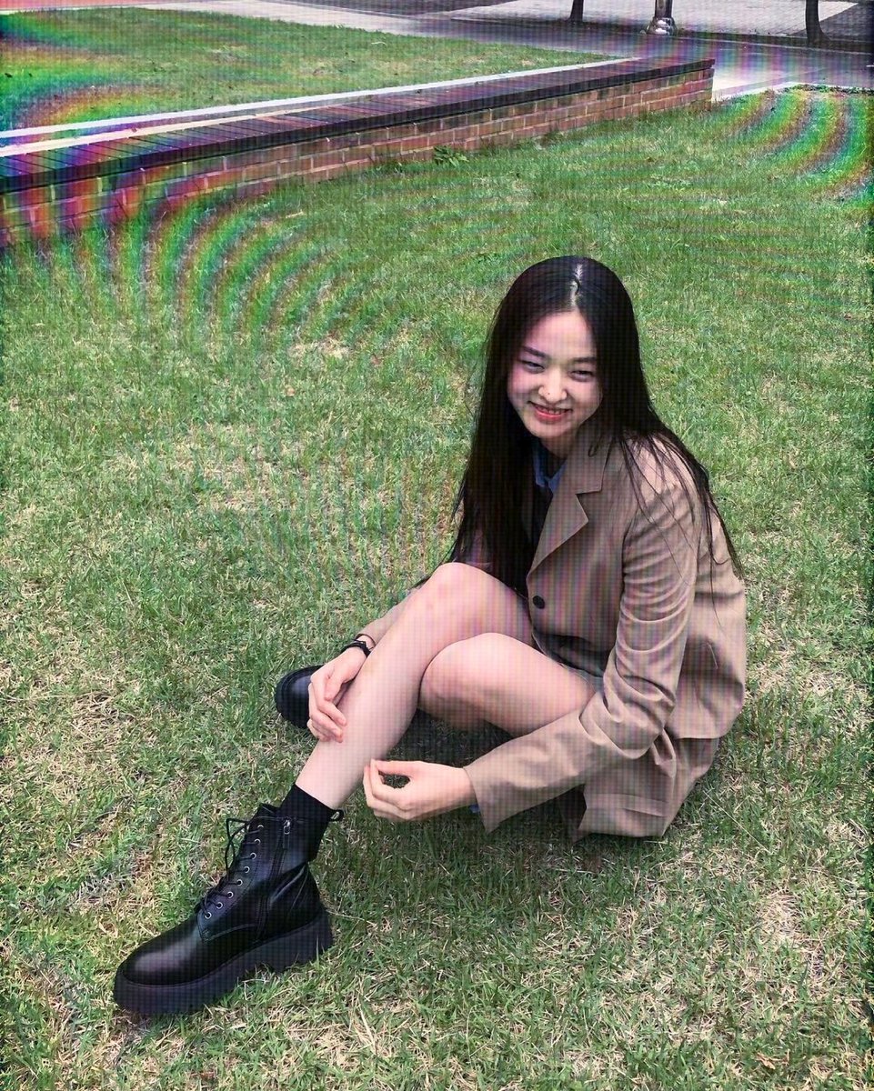 In nature's embrace, I find solace—a sanctuary of tranquility that soothes my weary soul, where whispers of resilience and sunlight paints a ethereal tapestry upon the earth ♡ ⠂⠂୨୧ Today's song recommendation is peach eyes by wave to earth!