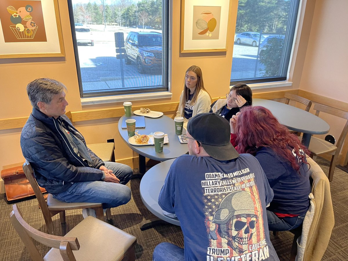 dolan4ohio's tweet photo. Today we joined the @GOP and grassroots conservatives in Cuyahoga and Franklin counties to encourage fellow Republicans to #BankYourVote in 2024. It’ll make sure we #KeepOhioRed, expand our majorities and take back the U.S. Senate 🇺🇸🐘🇺🇸https://t.co/CgYLn2mL4D https://t.co/YKDgZqTzHR