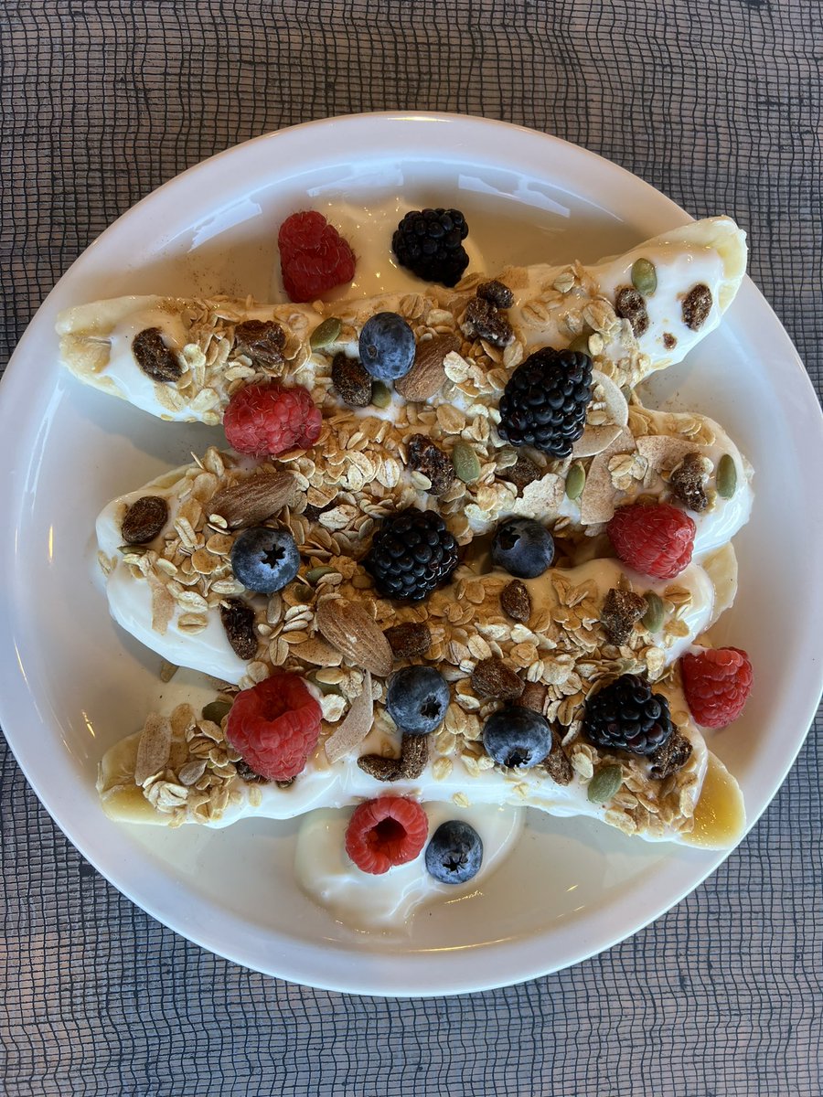 MuesliMunch's tweet photo. Muesli Munch, banana split!
.
.
.
.
.
#bananasplit #mueslimunch #organic #glutenfree #fruit #cereal #muesli #breakfast #healthy #yogurt #goodeats #glutenfreefood #grocerylist #glutenfreeliving #wellness #eatforhealth #healthyliving #foodie #fit #eatwellbewell #nourish #cleaneats https://t.co/YLDtYLXDBq