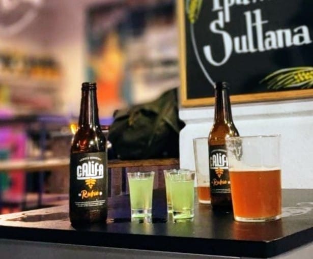 Un brindis en la Levantá  por las buenas amistades .

#califa
#cervezacordobesa 
#lanuestra