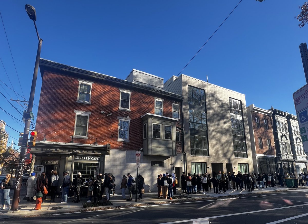I know that support for Palestine is a scary, risky proposition because of elite retribution against the supermajority support for a ceasefire. 

But I will say this in Philly: this is the line for Lombard Cafe rn after it was harassed by local rich Zionists