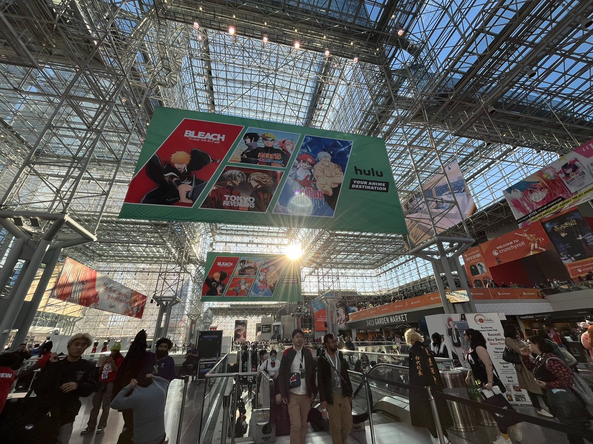 PotatoesMeta's tweet photo. Another year at #AnimeNYC https://t.co/7WOtnncPX0