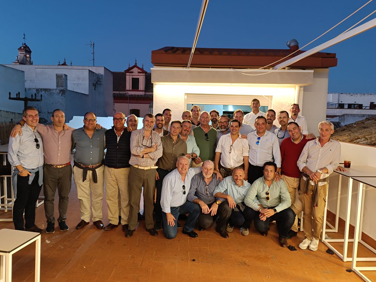 HdadGranPoder's tweet photo. Día de convivencia del cuerpo de enlaces, canastillas y diputados de nuestra Hermandad. Una jornada festiva y fraterna.
Gracias a todos por el trabajo constante e implicación a lo largo del año en la Hermandad.
#GranPoder23 https://t.co/9ucqCXNGey
