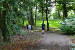 Fortiusdrechtst's tweet photo. Doe jij ook mee aan de Wantijparkloop op 25/11? Schrijf je dan nu in! De voorinschrijving staat nog t/m 19/11 open. Alleen bij voldoende voorinschrijvingen gaat de loop door!
https://t.co/oHrfnABZ2X https://t.co/NmiVYqTiuD