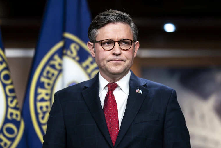 Halcyon270's tweet photo. A guy who believes the earth is 6000 years old, that the Bible eclipses the Constitution as legal authority, claims 45 seconds of video inside the Capitol best reflect 1/6/21 and tell a withheld story. This "quiet, low profile" man is a dangerously unfit, theocratic megalomaniac. https://t.co/1CEDXb0Pul