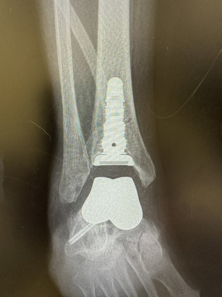 Christopher Miller, MD, MHS, FAAOS tweet media