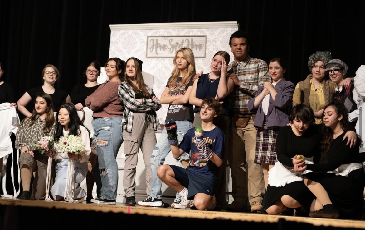 SHS STAGE tweet media