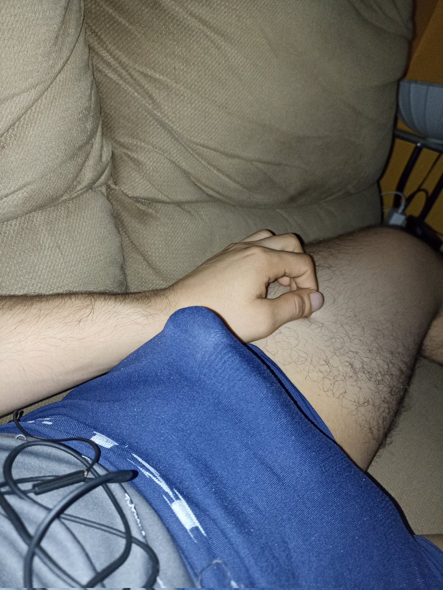 Fernand82979989's tweet photo. Sin nada que hacer😮‍💨 día aburrido hasta ahorita
Jugando con mi 🍆 para no aburrirse 
#singlemina
#singlecoatza
#swinger
#single
¿Que planes tienen? https://t.co/DTYtdOPq6c