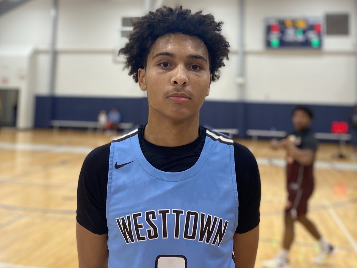 FINAL @Westtownhoops 71 @Dynastiebball 56 ‘25 Cam Wallace (📷) got to spots on command + finished nicely. ‘24 Malik Rasul (Lafayette) flashed on both ends as ‘25s Jayden Kelsey, Daveyon Lydner added a spark offensively. Dynastie ‘26 Arafan Diane showed nice progress up front