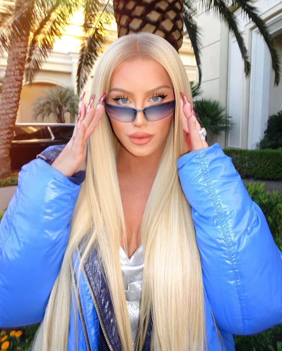 TheGigiGorgeous tweet picture