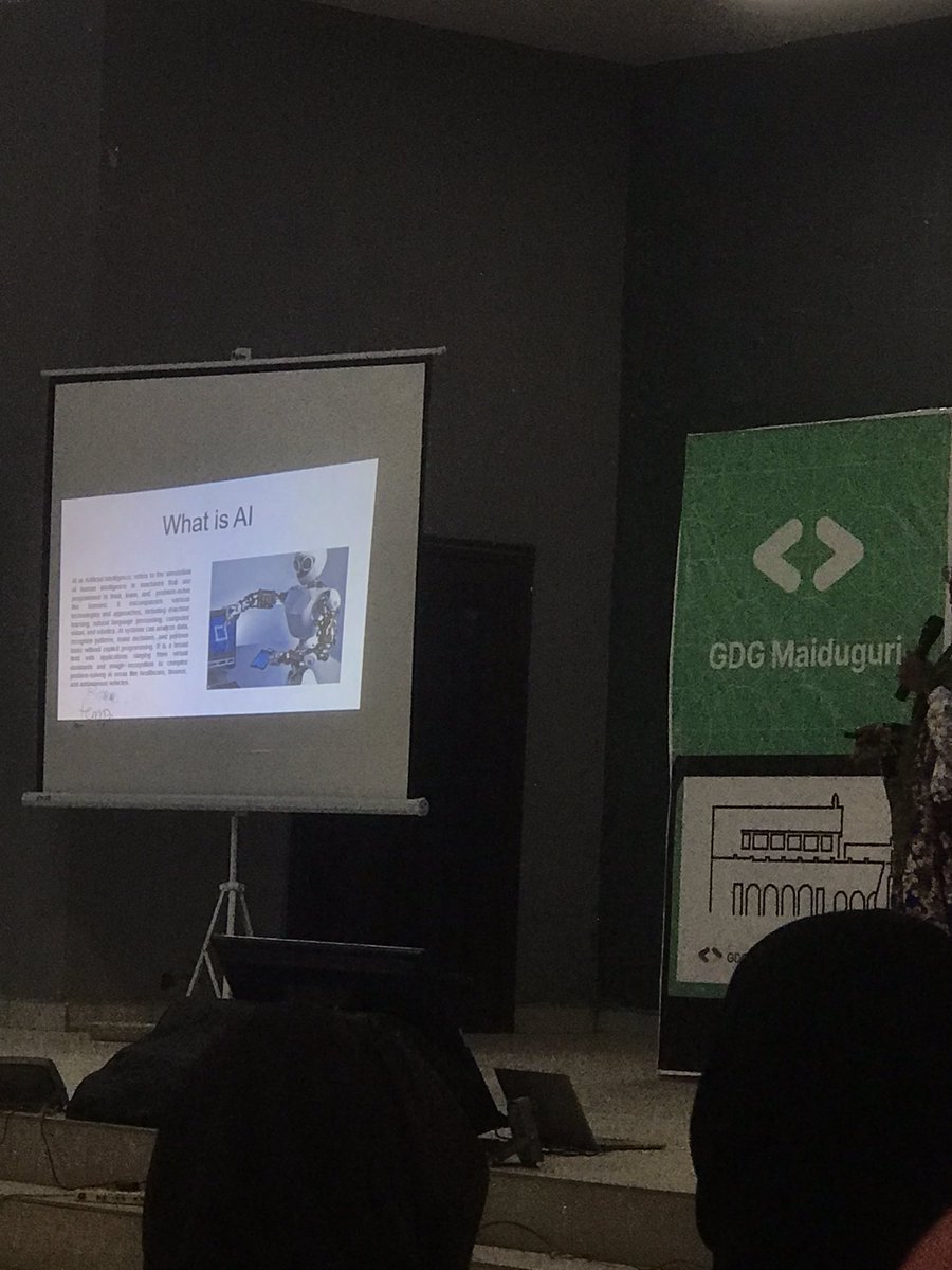 kabir_nina's tweet photo. What an honor to be part of this great community❤️ #DevFest2023. https://t.co/WyAUFVWBKL