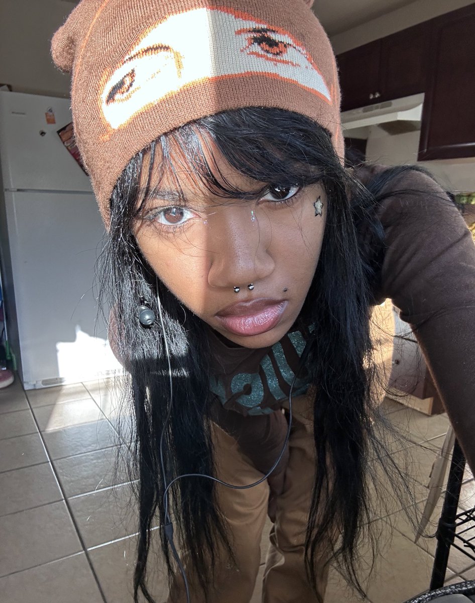 whoiskear's tweet photo. #Kear https://t.co/DzlW70uOLF