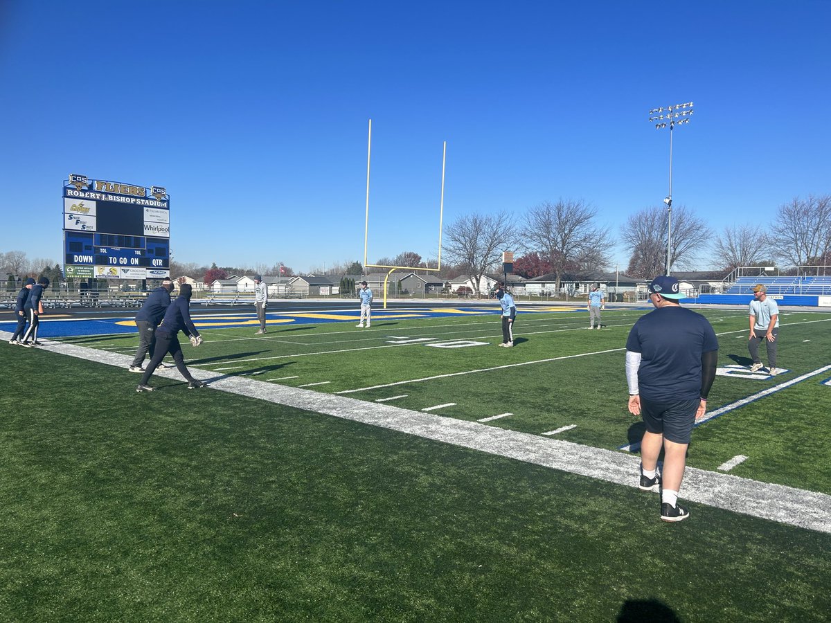 TSCCAthletics's tweet image. Titans INAUGURAL TURKEY DAY BOWL. Miller, D.Wright, Weber, MOP Johnson were the winners going 3-0. Eldridge earns MOP in consolation final! Great day by all. Thanks to Clyde HS for allowing us this opportunity to team build and work on conditioning while having fun!
