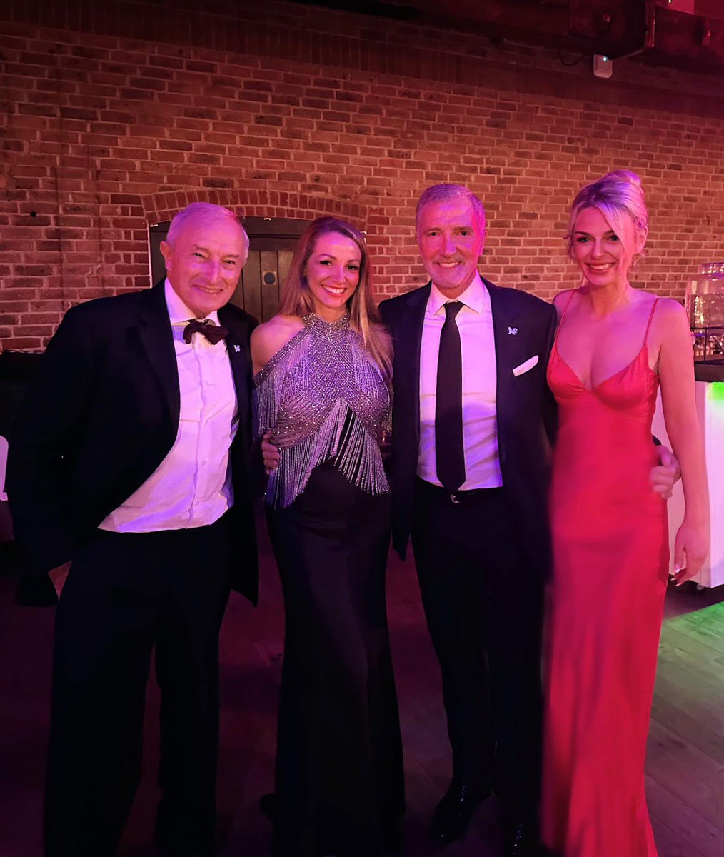 Karen Power tweet media