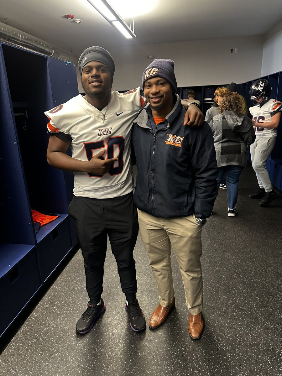 ChrisMorris____'s tweet photo. Very thankful to @Coach_DSmith28 &amp; @KeystoneFTBL for a great Official visit, enjoyed my time and loved the hospitality https://t.co/nPcgfdpnkA