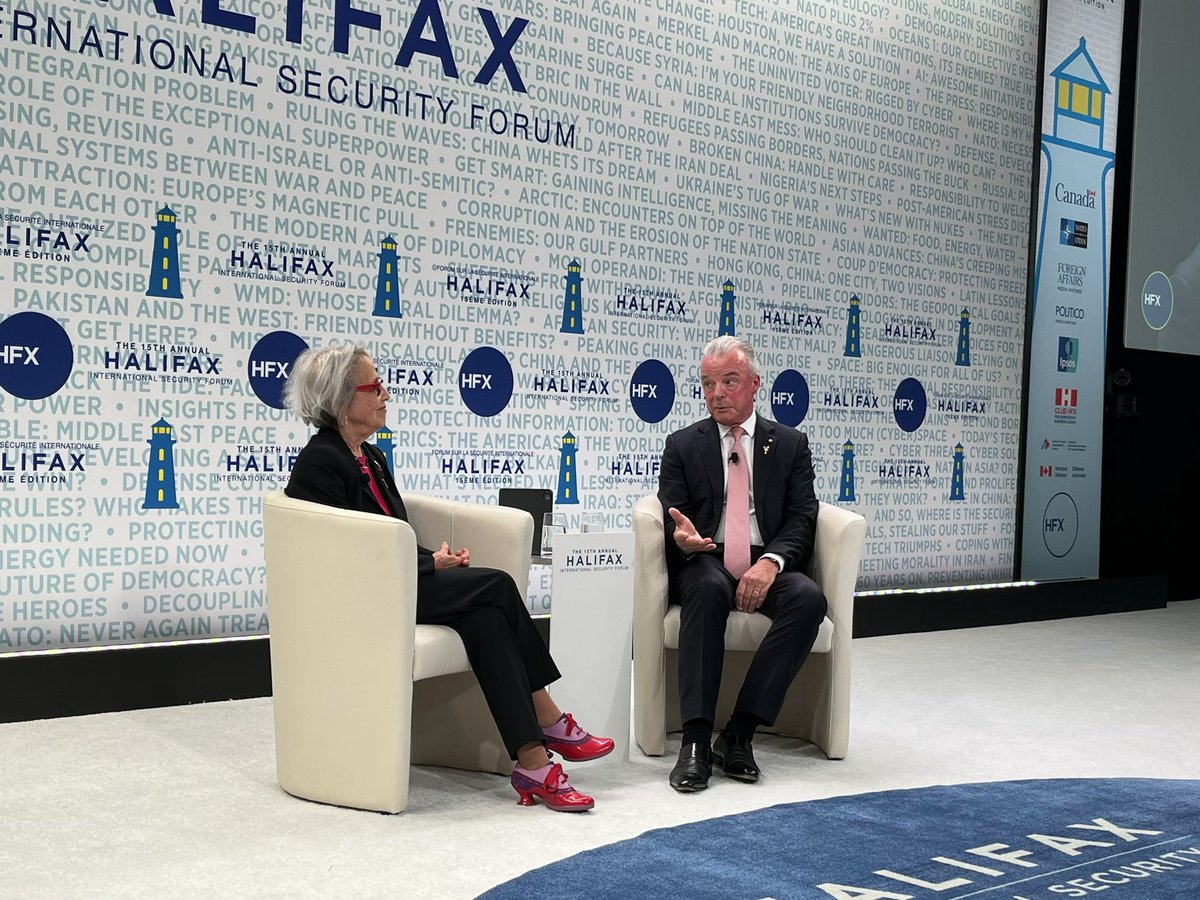 Janice Stein is a 🇨🇦 national treasure.  I am so pleased to see her this weekend in Halifax.  Here she is talking with the former 🇦🇺 Minister of Natl Defense discussing how his life experience brought him to support fora like #hisf2023
