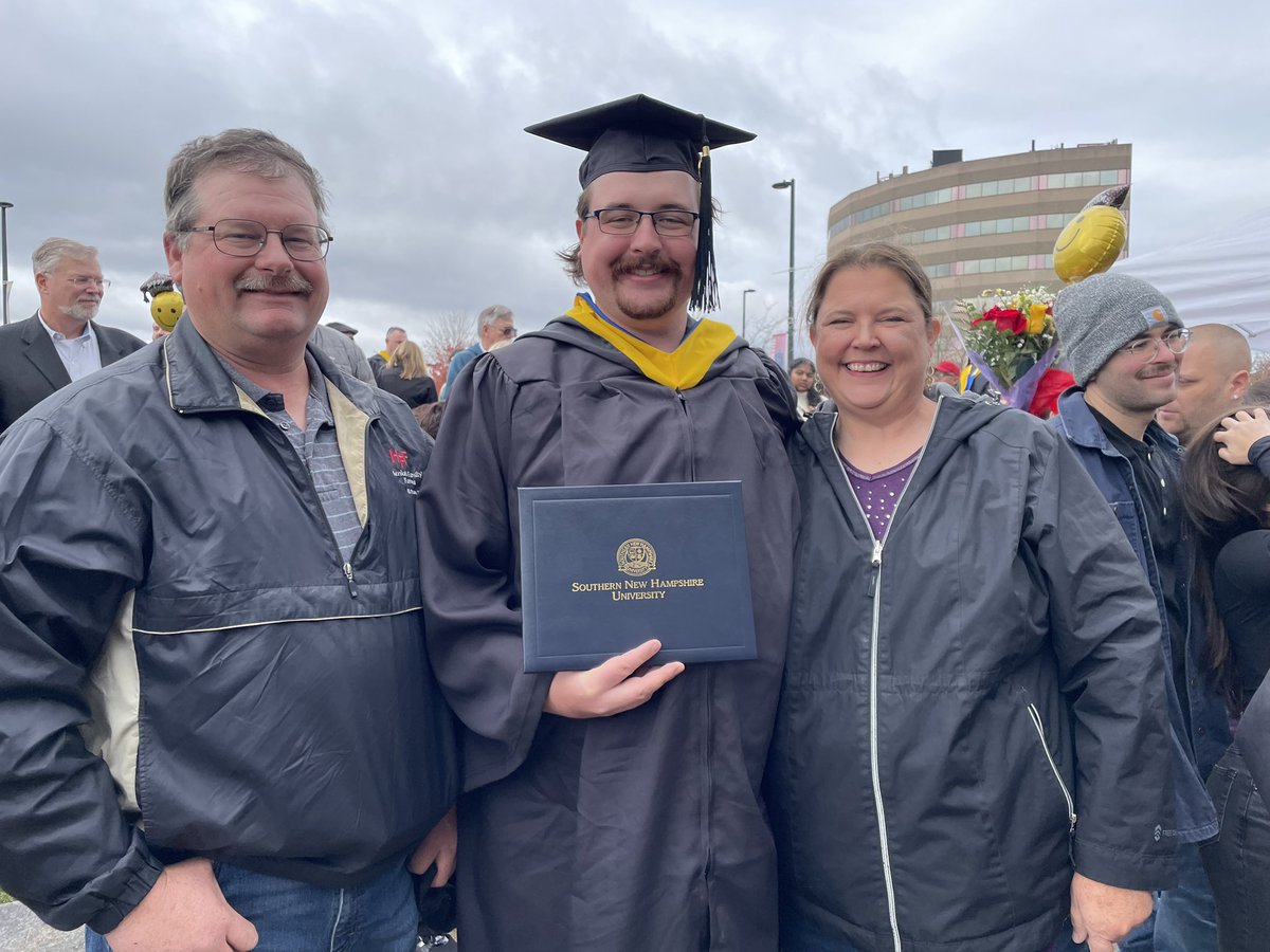 Abe Henkel tweet media