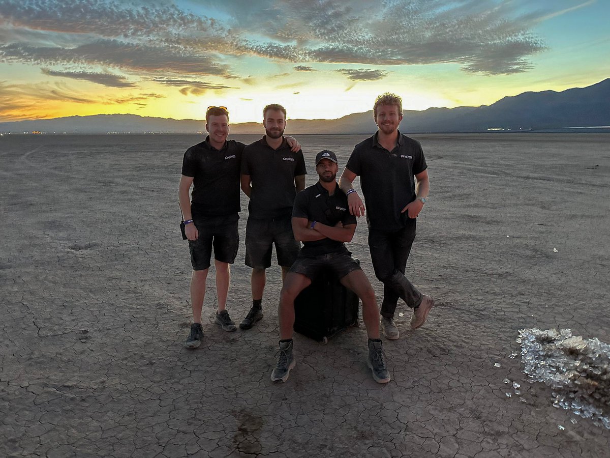Kingdom_Cr's tweet photo. Kingdom creating dust in the Las Vegas desert on a top-secret shoot. Then heading to The Strip and celebrating with a load more of the team who are working with Formula 1 filming the thrilling Pirelli F1 Hot Laps 🎬

#HotLaps #f1 #filmproduction #automotivefilmmaking #videopro... https://t.co/vywQNmv8Bl