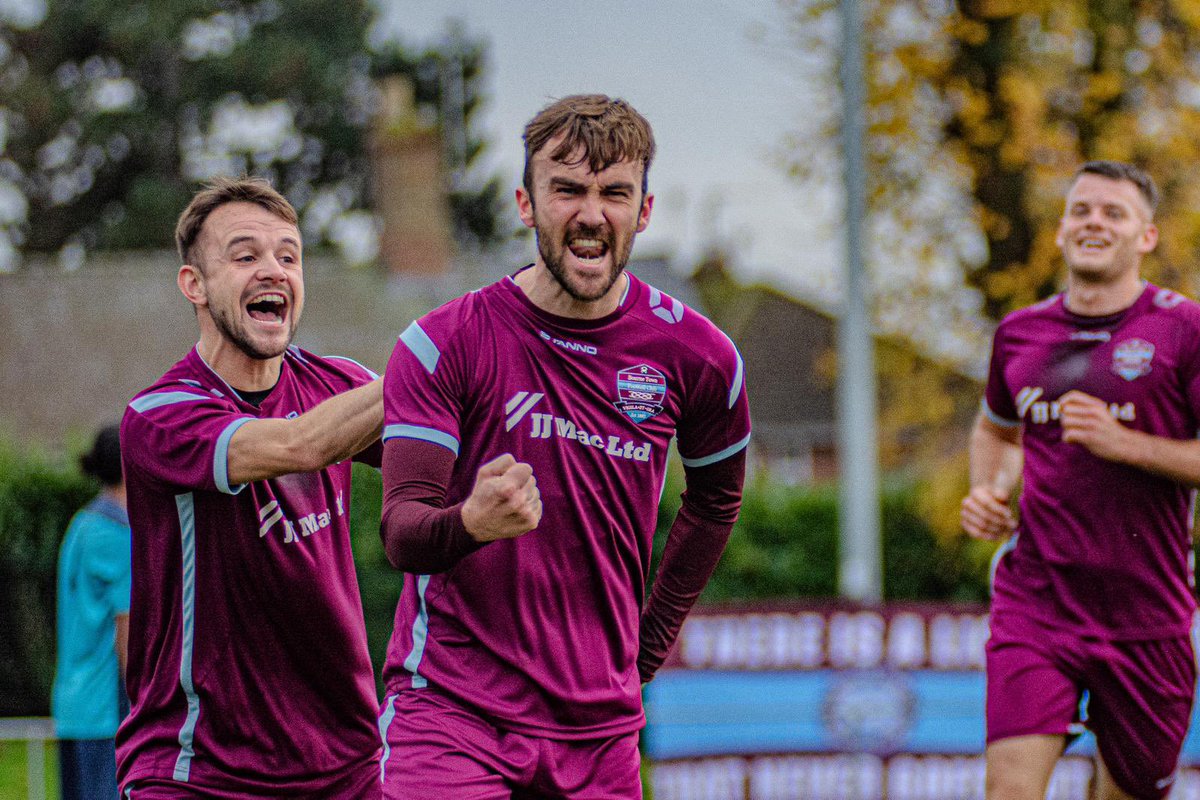 BourneTownFC's tweet image. Passion! 

Meant a lot today to put things right! 

@DanHendo27 capturing every minute again👏📸

#UptheWakes