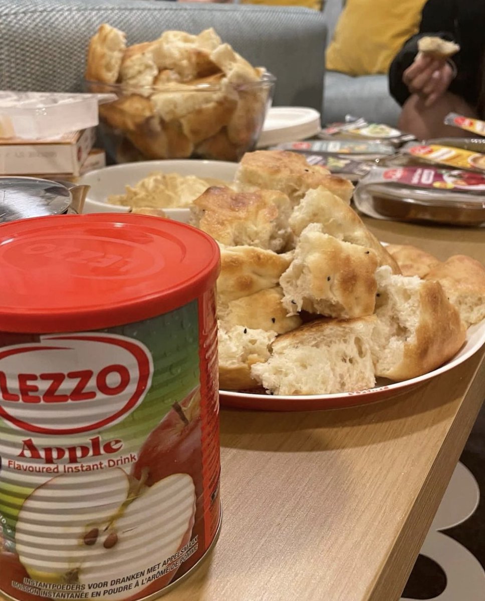 Rowntree have enjoyed recent pizza &amp; Turkish celebration nights 🍕🇹🇷😋 #iloveboarding #treatnights #boothamschool #York #YorkSchools #ukindependentschools #turkishfood #pizza