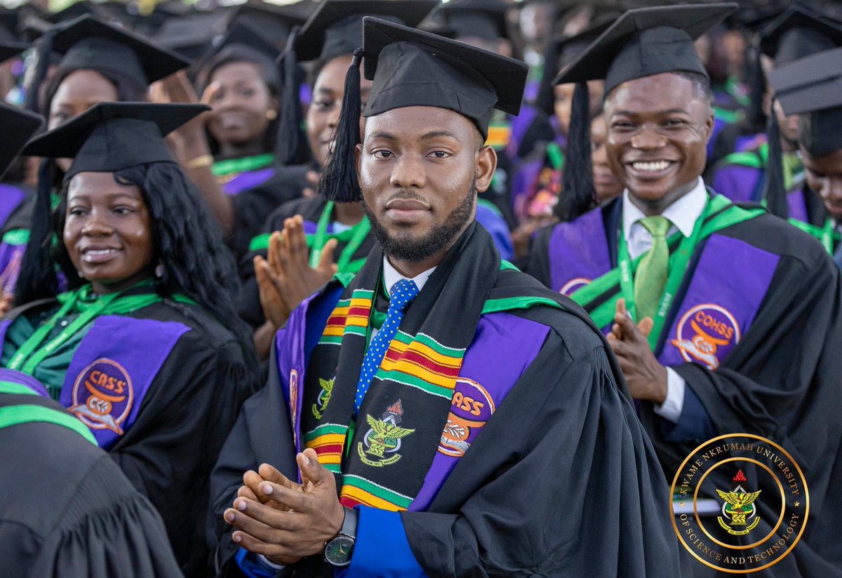 BongoIdeas_'s tweet photo. Why’s this KNUST guy who had 55 A’s in all 55 papers &amp; graduated with 85.09 CWA not trending everywhere? https://t.co/osT2I5GXxB