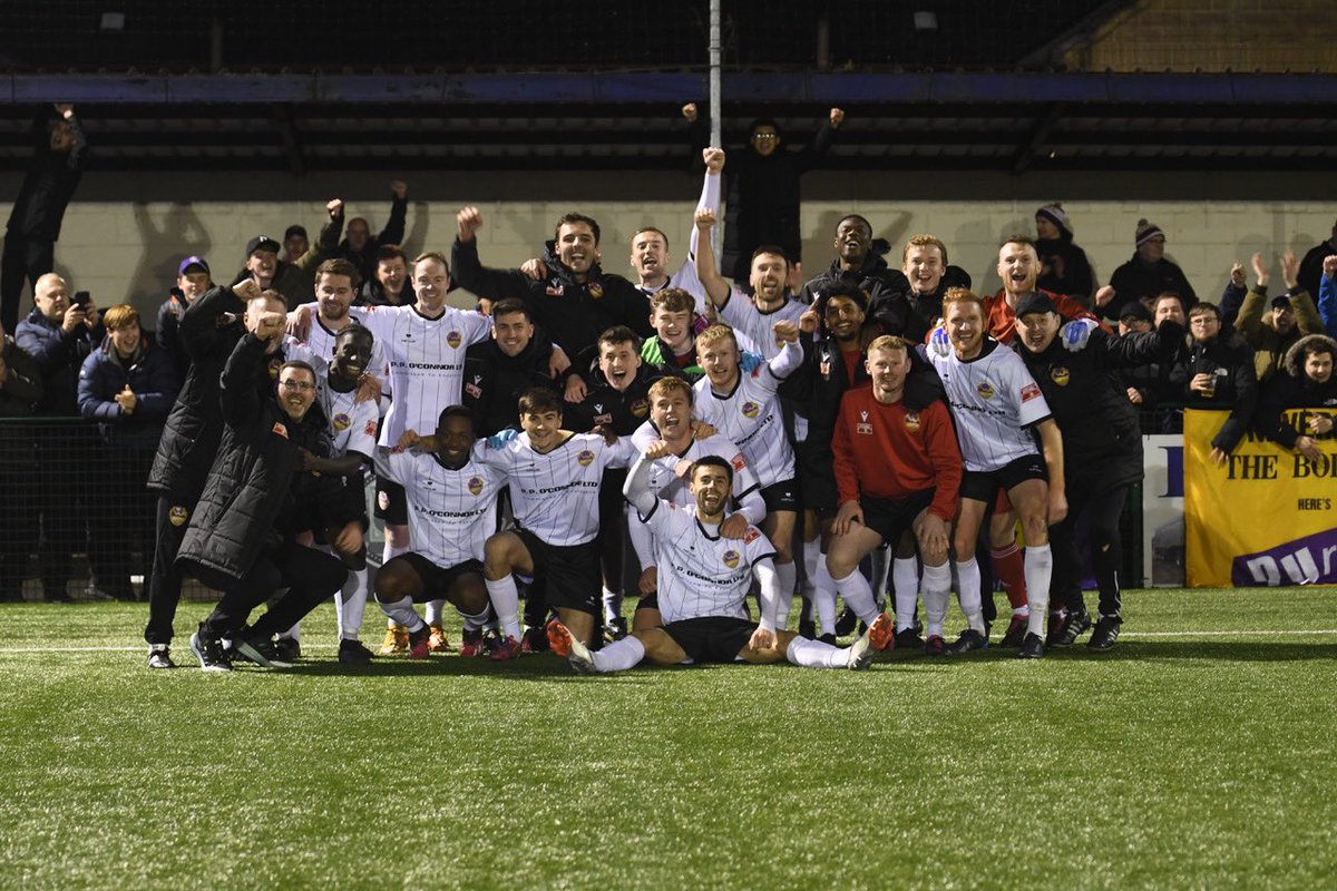 purpsmatchday's tweet photo. THIS TEAM 💜💜💜💜💜 https://t.co/rrupRZaMFi