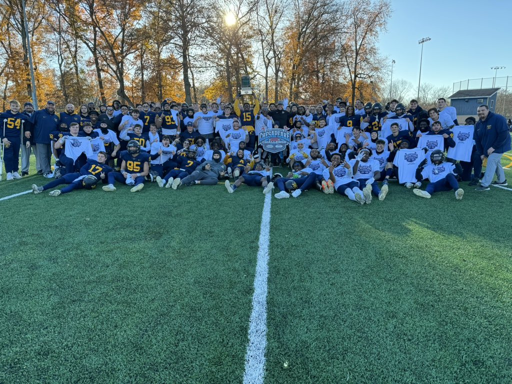 LandmarkConf's tweet photo. Amazing finish! Your 2023 Cape Henry Bowl champs @WilkesColonels 

Wilkes: 35
Bridgewater: 17

#MakeYourMark https://t.co/VFPJuMFK2N