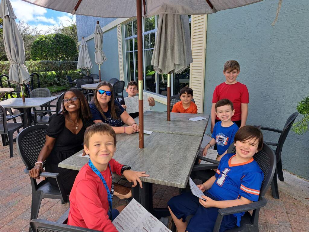 Dwan Moore-Ross tweet media