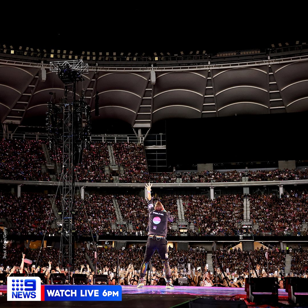 9NewsAUS's tweet photo. #GALLERY: A night to remember! 🪐🌈🎵

Coldplay played their first of two exclusive Australian shows in Perth last night, treating fans to a spectacular show complete with lasers, fireworks, and synchronised LED wristbands.

It’s the first Coldplay concert staged in Perth in fourteen years.

#9News
