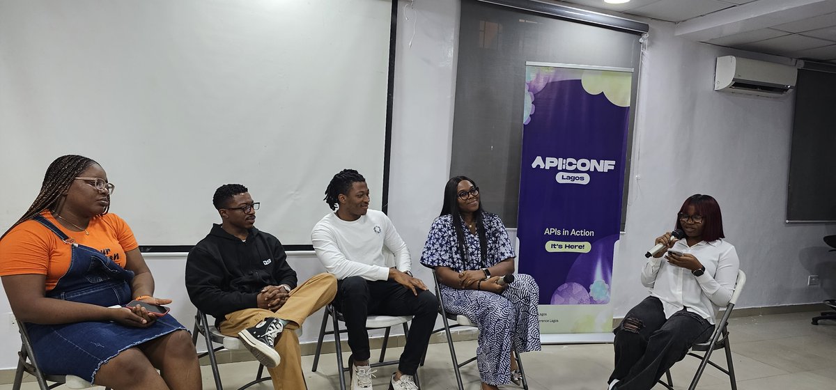 Gbahdeyboh's tweet photo. A huge thank you to all the attendees and amazing speakers who made time out of their busy schedules to attend and share from their wealth of knowledge.

@ozordi_ken @tonialaribe @codingHannah @SelloCoker @EOkaome @Real_Ija 

Looking forward to 2024!
#APIConfLagos #APIsInAction https://t.co/XM1KRlE9RT