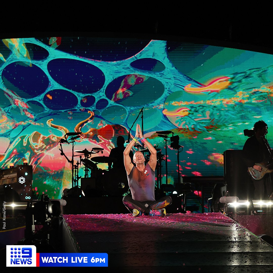 9NewsAUS's tweet photo. #GALLERY: A night to remember! 🪐🌈🎵

Coldplay played their first of two exclusive Australian shows in Perth last night, treating fans to a spectacular show complete with lasers, fireworks, and synchronised LED wristbands.

It’s the first Coldplay concert staged in Perth in fourteen years.

#9News