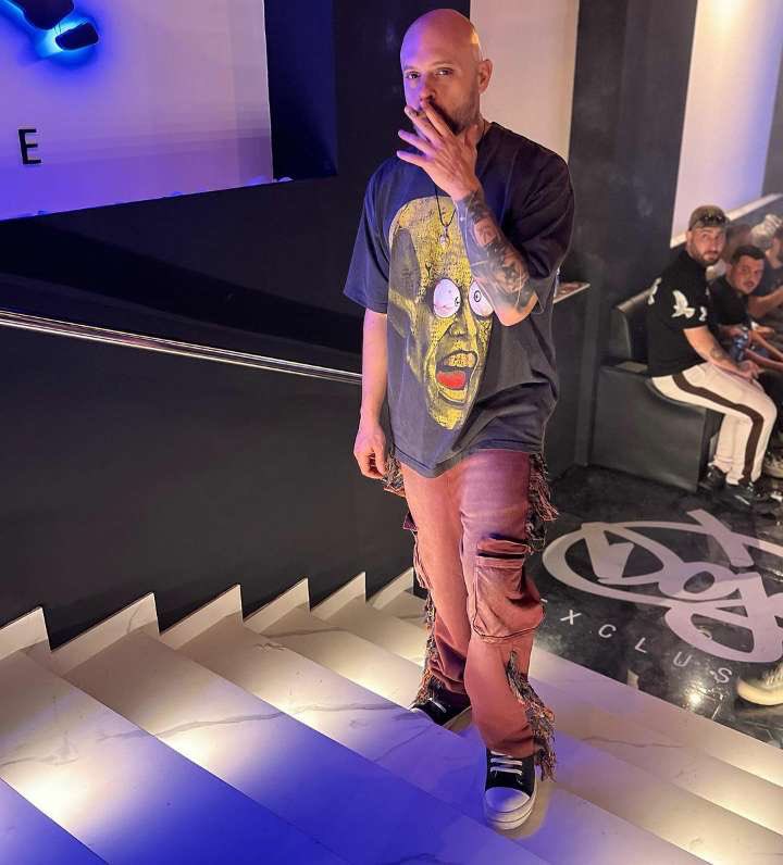 doja_pak1's tweet photo. More than 20 Countries were in the Building Today, let That Energy Represent This Brand. Thank You to All who Came Out, I’ll be Here All Weekend. Doja Barcelona is Now Open. #dojabcn #bcn #dojapak #dojaexclusive #LasVegas #dojadirect #DojaBarcelona #Spain #Barcelona https://t.co/xF1hAotmZ7